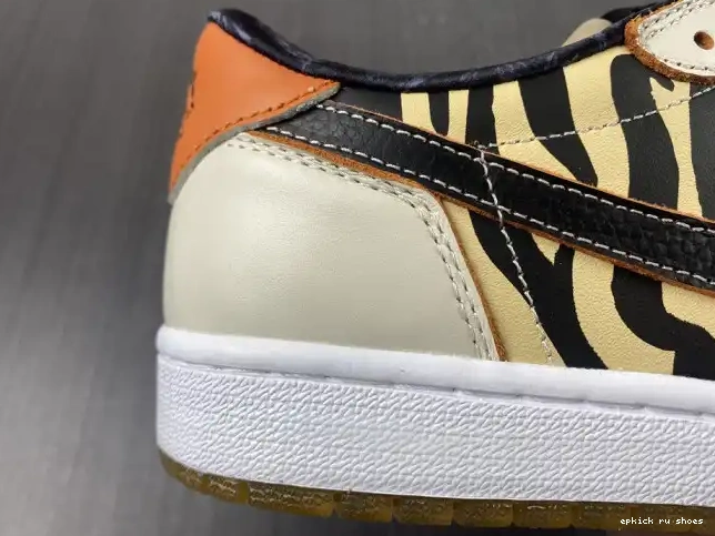 Cheap Air Tiger OG 1 Jordan Low of the DH6932-100 Year 0428
